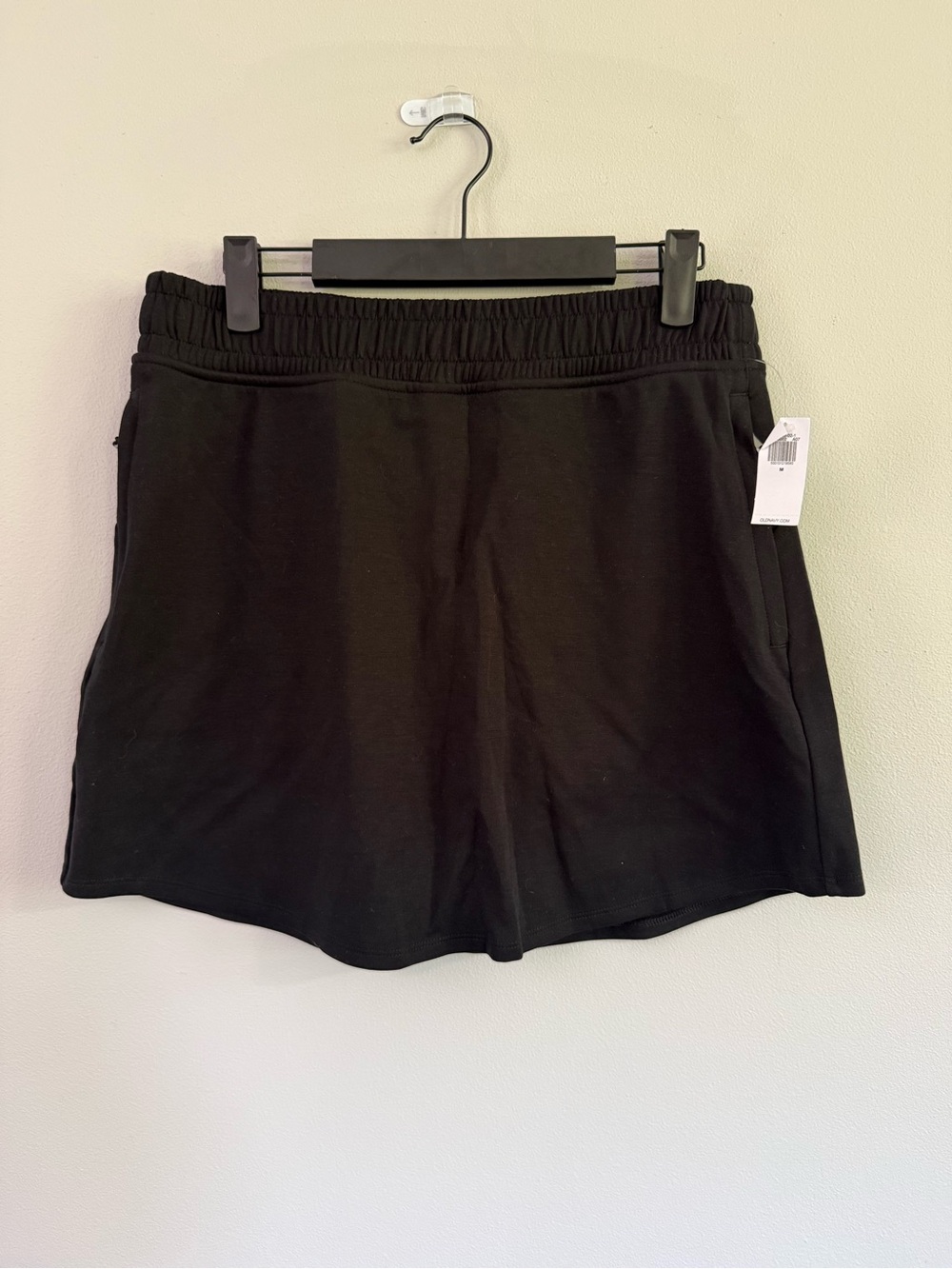 Old Navy Black Women's Athletic Elastic-Waist Shorts